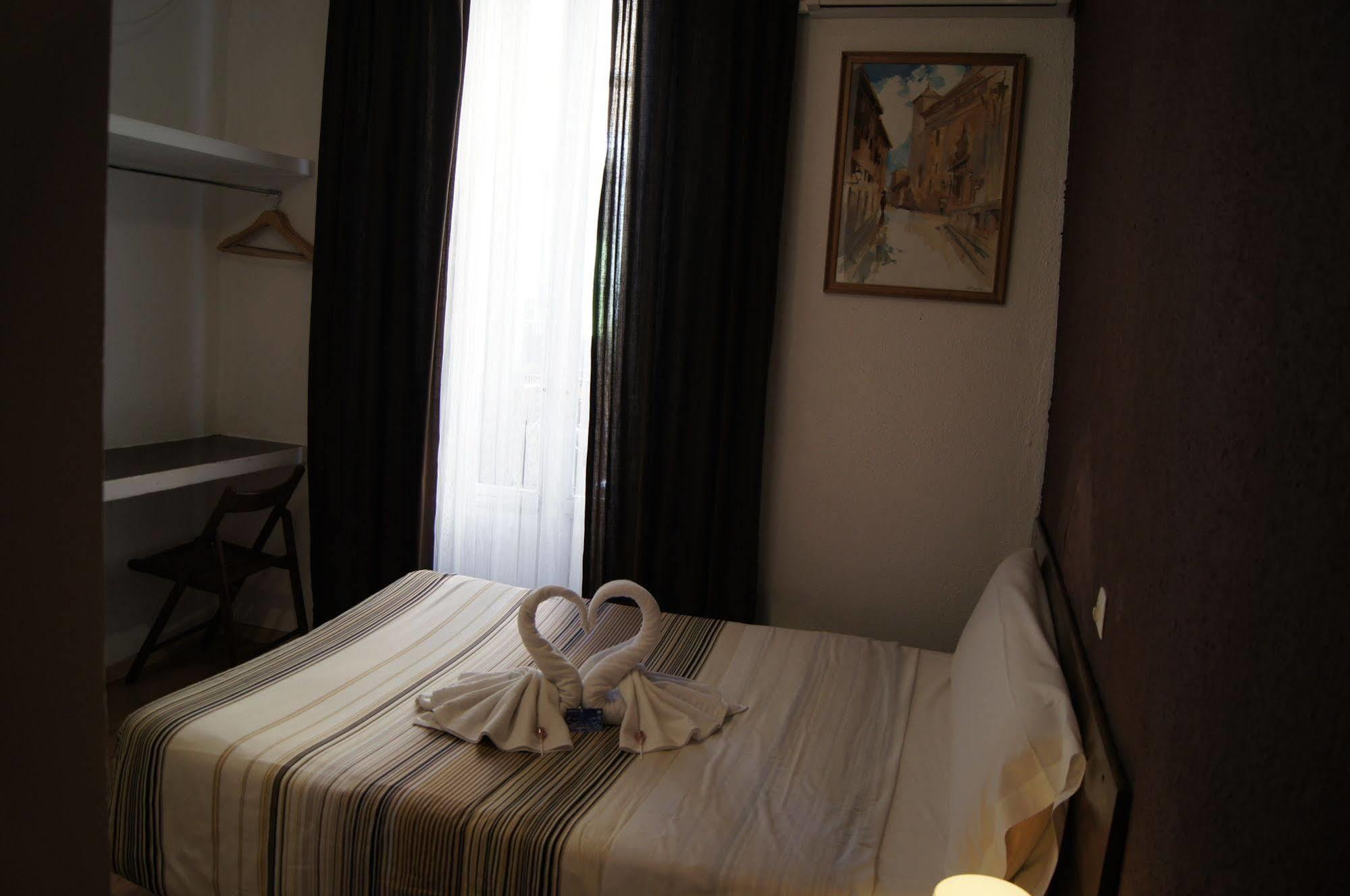 A Nuestra Senora De La Paloma Auberge de jeunesse Madrid