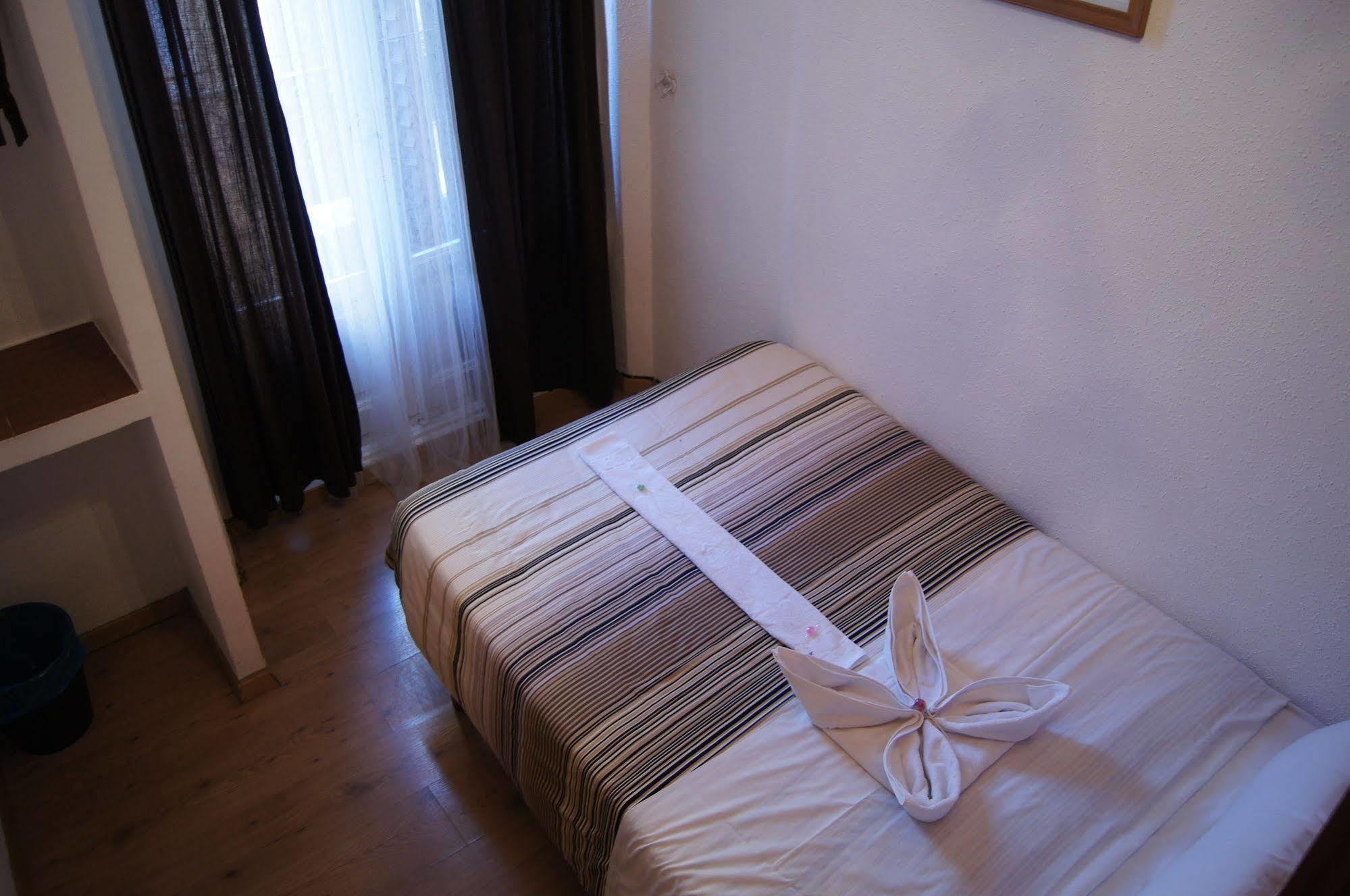 A Nuestra Senora De La Paloma Auberge de jeunesse *